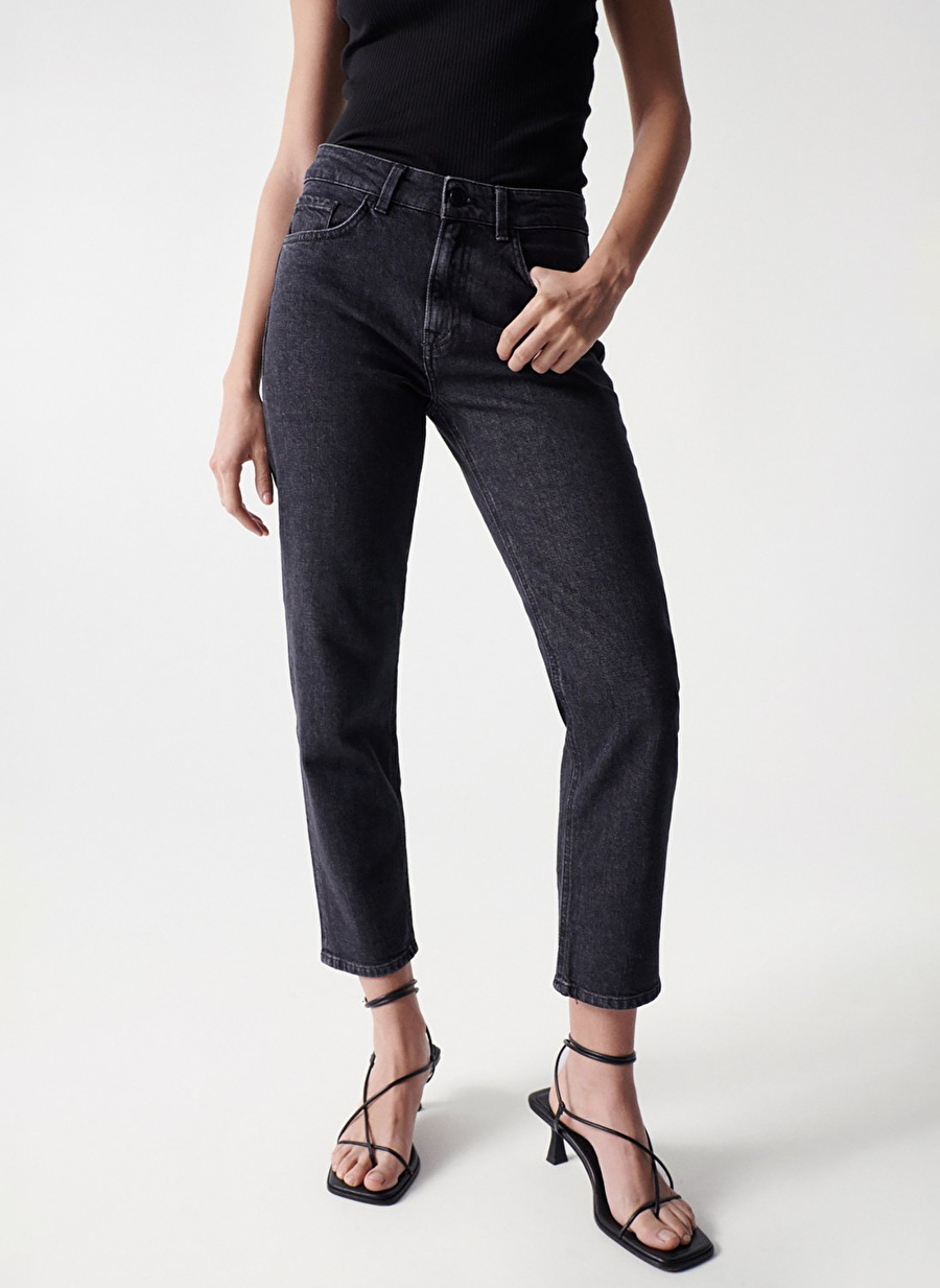 Siyah Kadın Yüksek Bel Mom Fit Denim Pantolon CROPPED TRUE SLIM BLACK JEANS 21004613