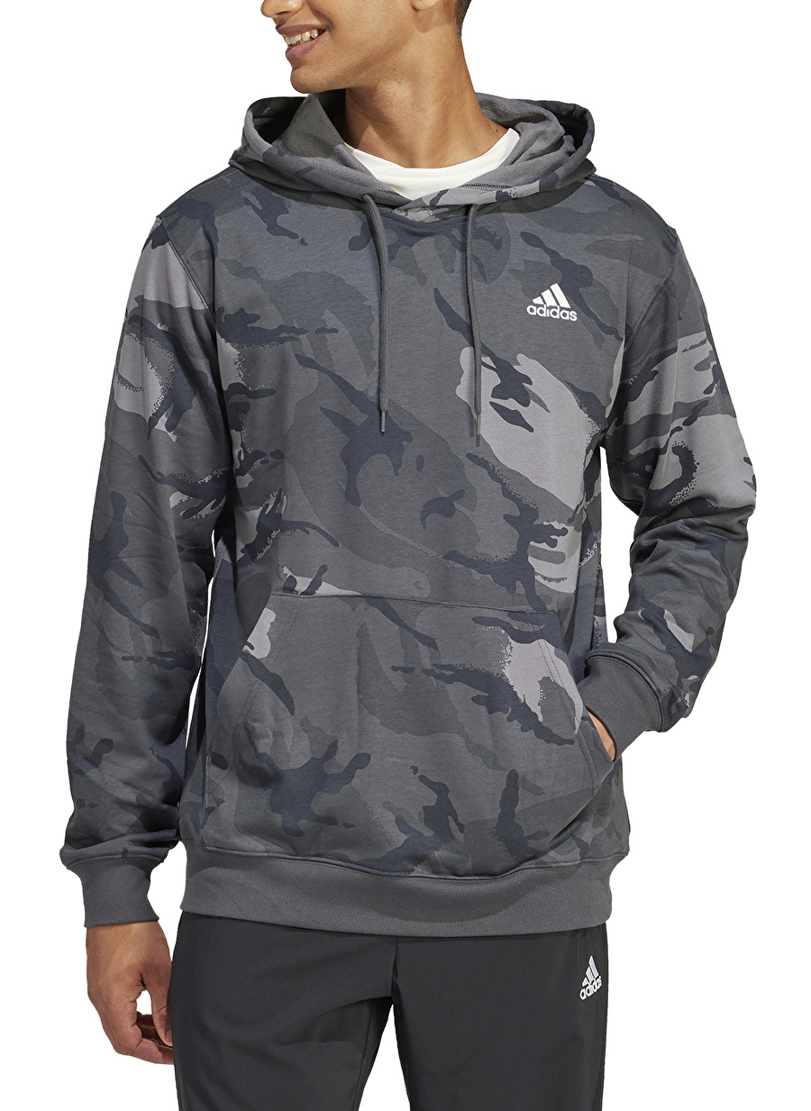 adidas Sweatshirt