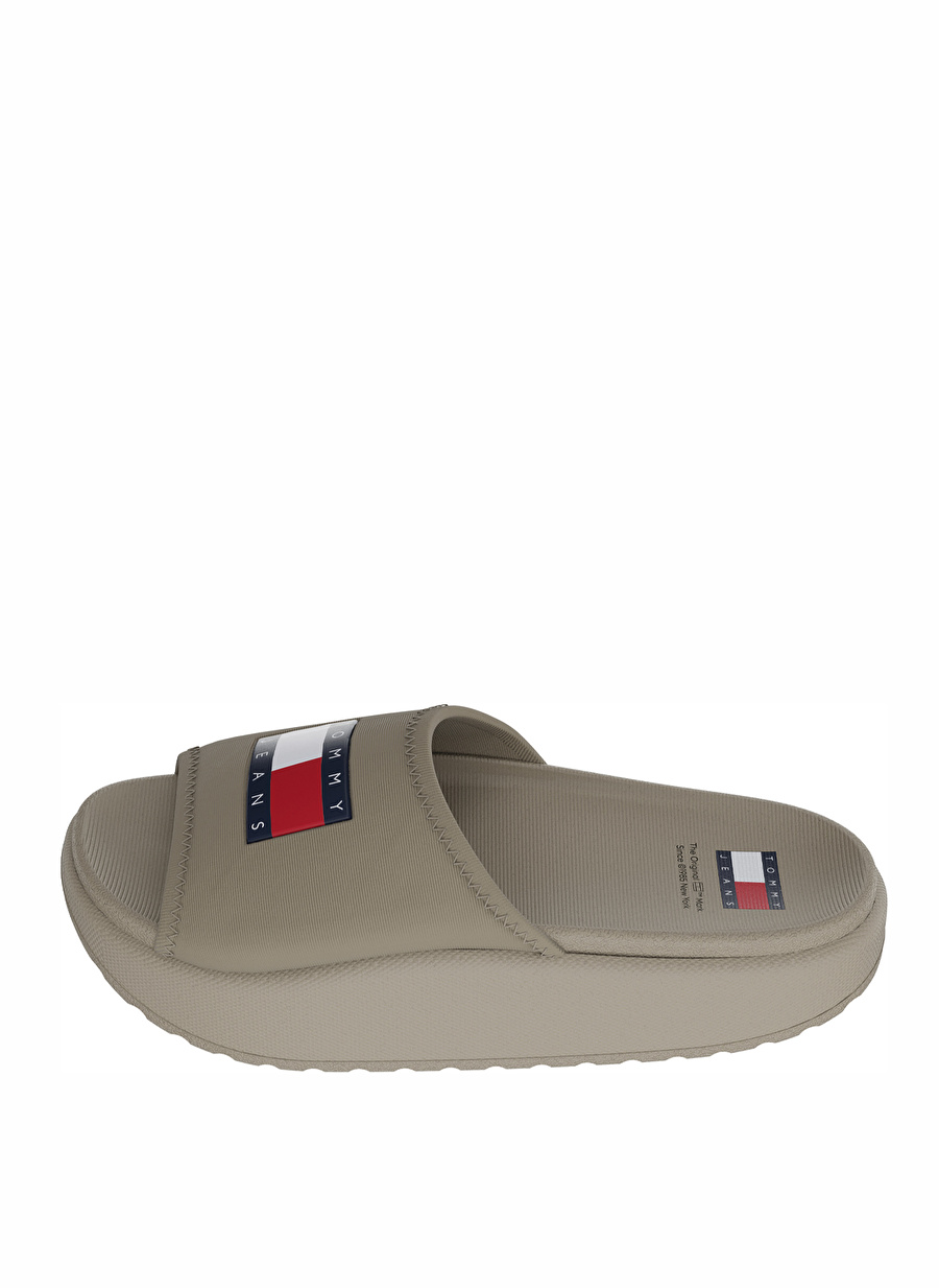 Tommy Hilfiger Koyu Bej Kadın Plaj Terliği EN0EN02448PKQ