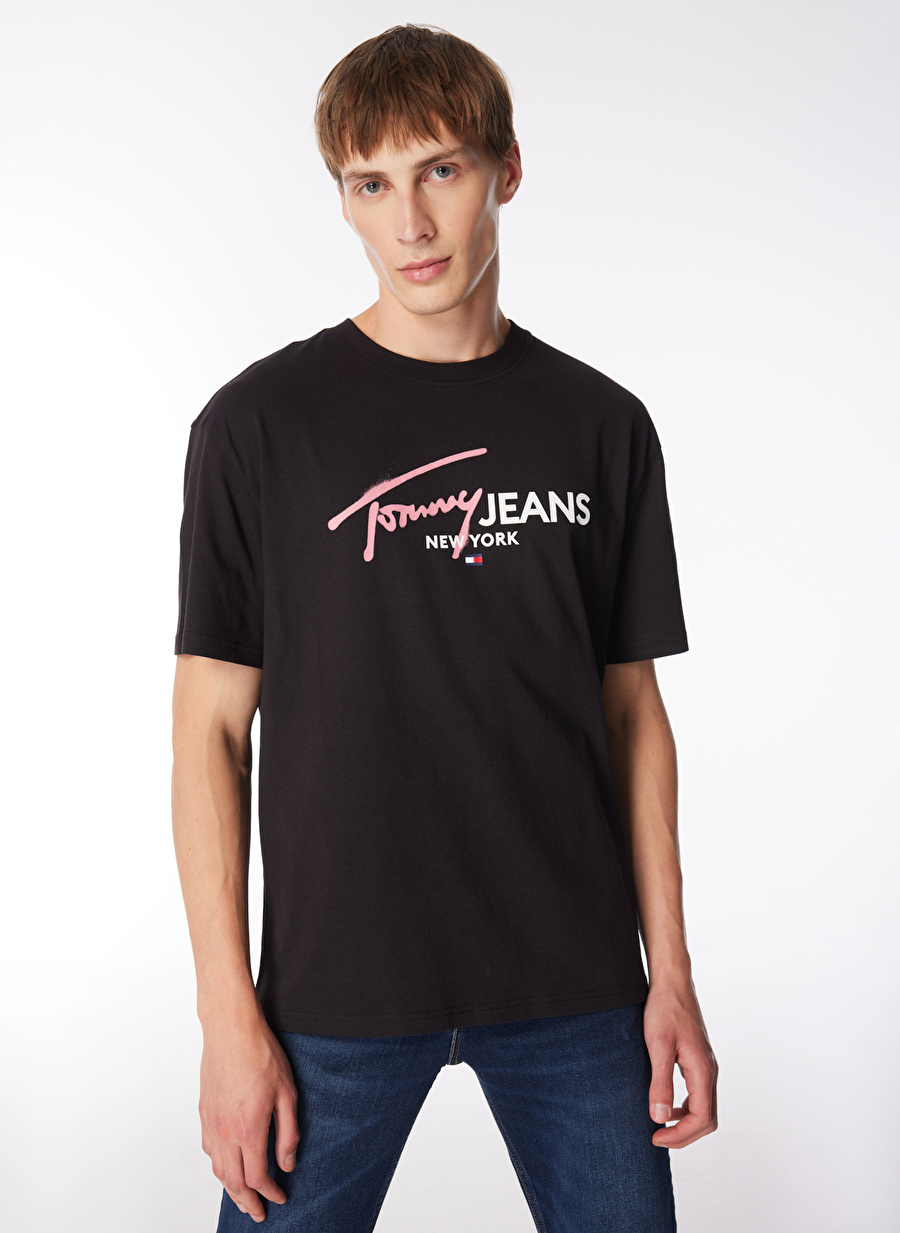 Tommy Jeans Baskılı Siyah Erkek T-Shirt DM0DM18572BDS