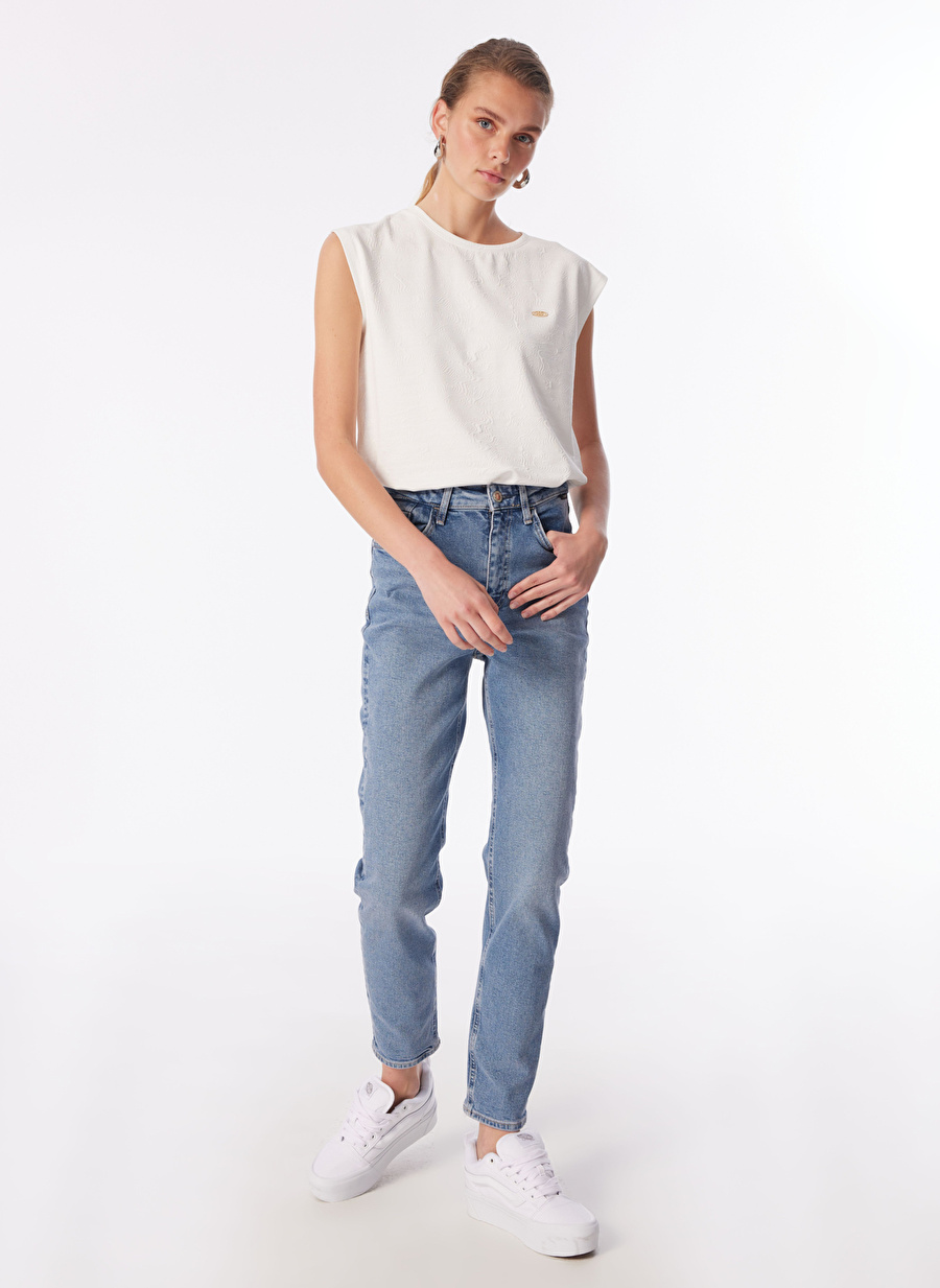 Mavi Kadın Mom Fit Denim Pantolon M101077-88122-STAR