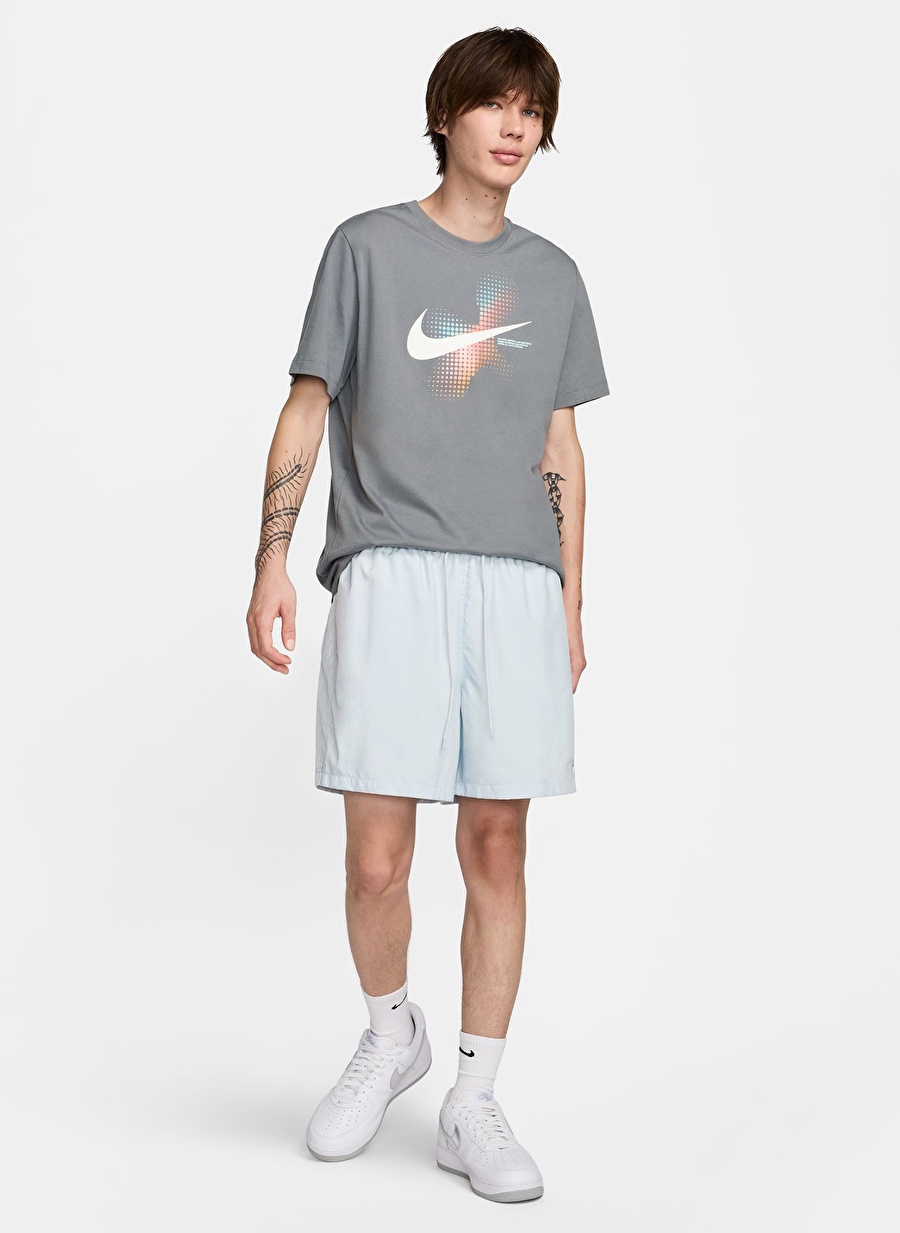 Nike Erkek Gri Yuvarlak Yaka Normal Kalıp T-Shirt FQ7998-084 M NSW TEE 6MO SWOOSH