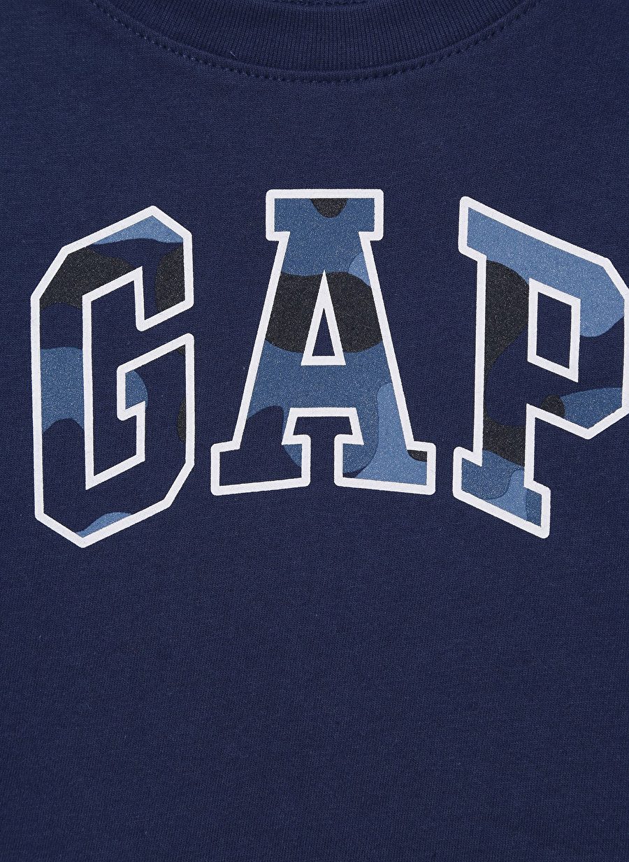 Gap T-Shirt