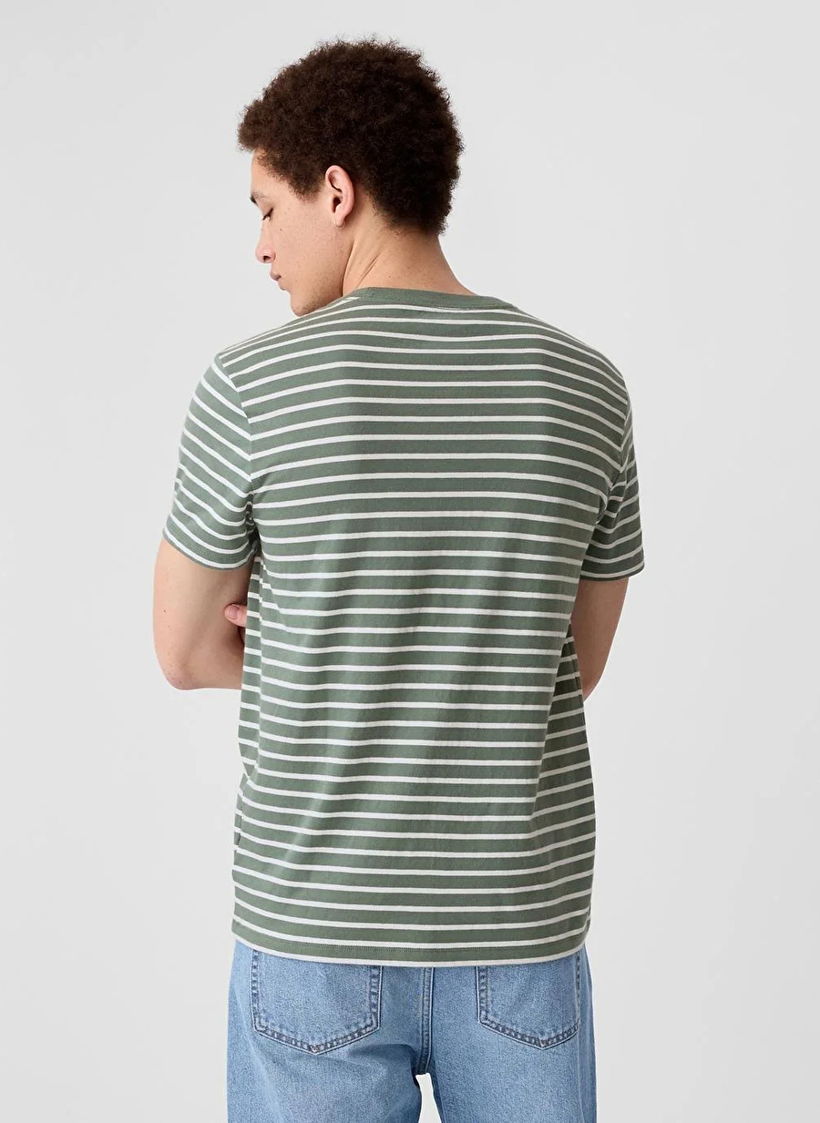 Gap T-Shirt