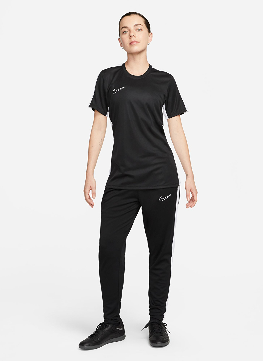 Nike Siyah Kadın Yuvarlak Yaka Normal Kalıp T-Shirt DX0521-010 W W NK DF ACD23 TOP SS B _1