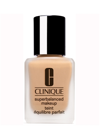 Clinique Superbalance Fondöten - Ivory