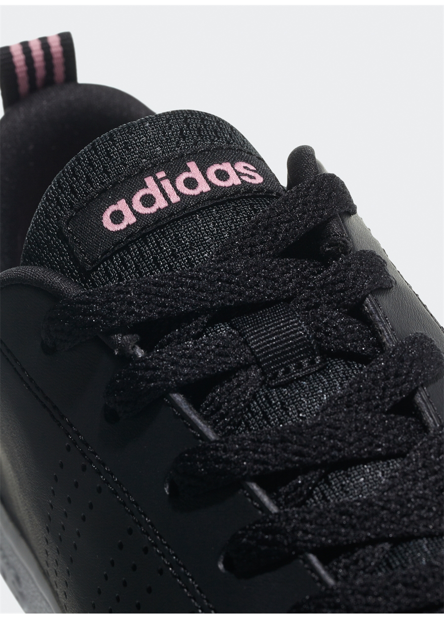 db0579 adidas