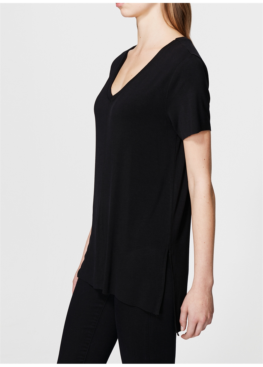 Mavi V Yaka Düz Siyah Kadın T-Shirt BASIC V NECK TOP B_4