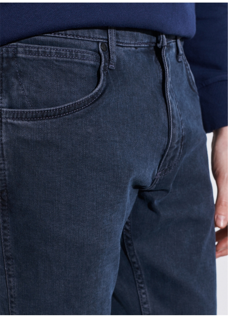 Wrangler Greensboro Mavi Erkek Düşük Bel Regular Fit Denim Pantolon W15QLT35X-400_3