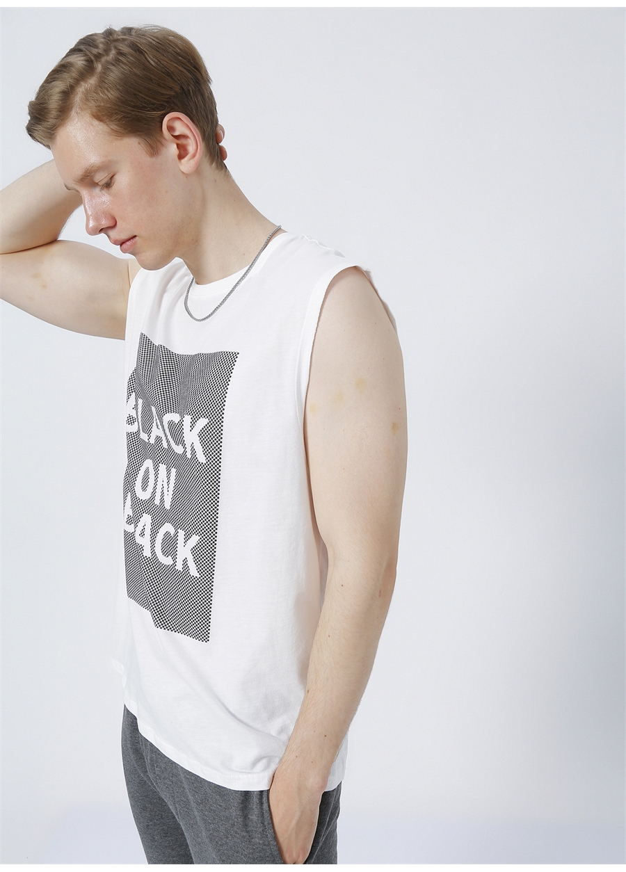 Black On Black E-Osan Bisiklet Yaka Oversize Baskılı Beyaz Erkek T-Shirt