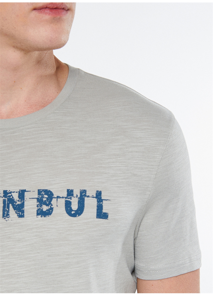 Mavi M066282-31935_Istanbul Bisiklet Yaka Slim Fit Baskılı Açık Gri Erkek T-Shirt_4