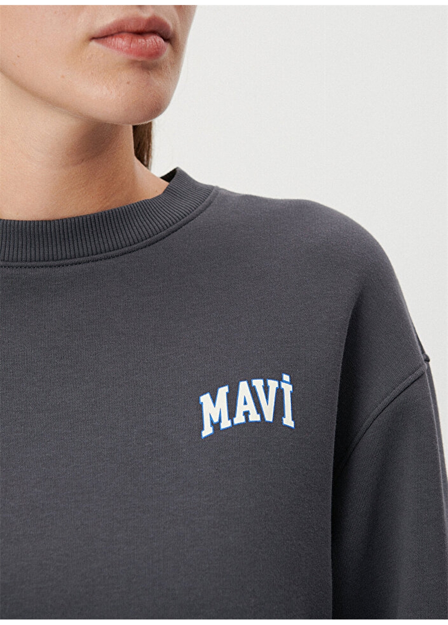 Mavi Yuvarlak Yaka Mavi Kadın Sweatshırt M1611601-70763 LOGO KISA SWEATSHIRT_4