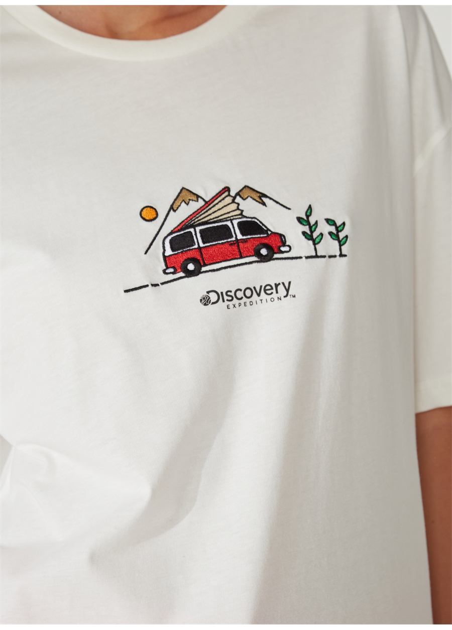 Discovery Expedition Bisiklet Yaka Nakışlı Kırık Beyaz Kadın T-Shirt W-LEAF_3