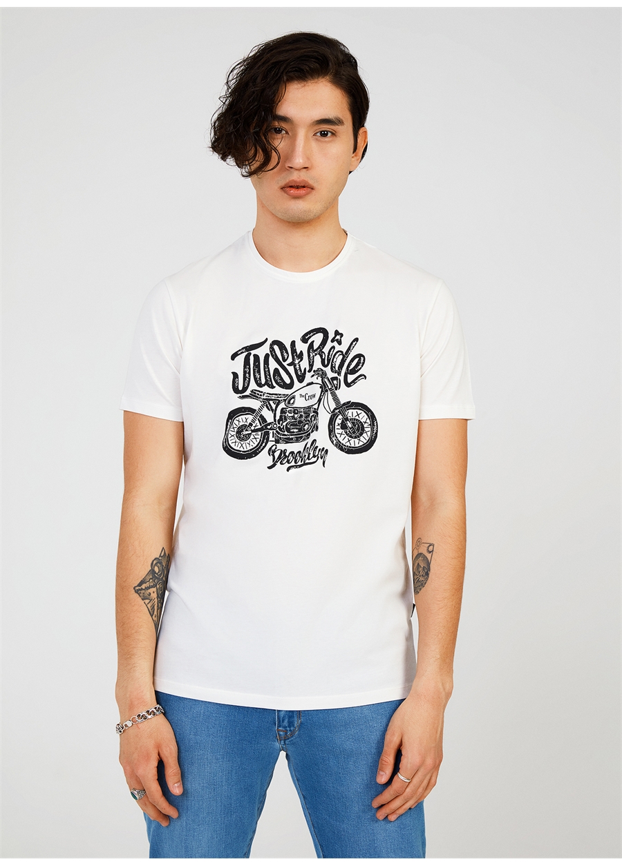 The Crow Bisiklet Yaka Baskılı Beyaz Erkek T-Shirt TC7121