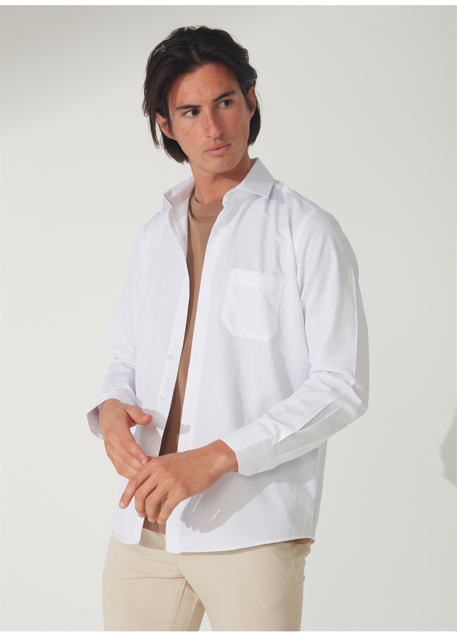 Süvari Regular Fit Klasik Yaka Armürlü Beyaz Erkek Gömlek GM2025000248