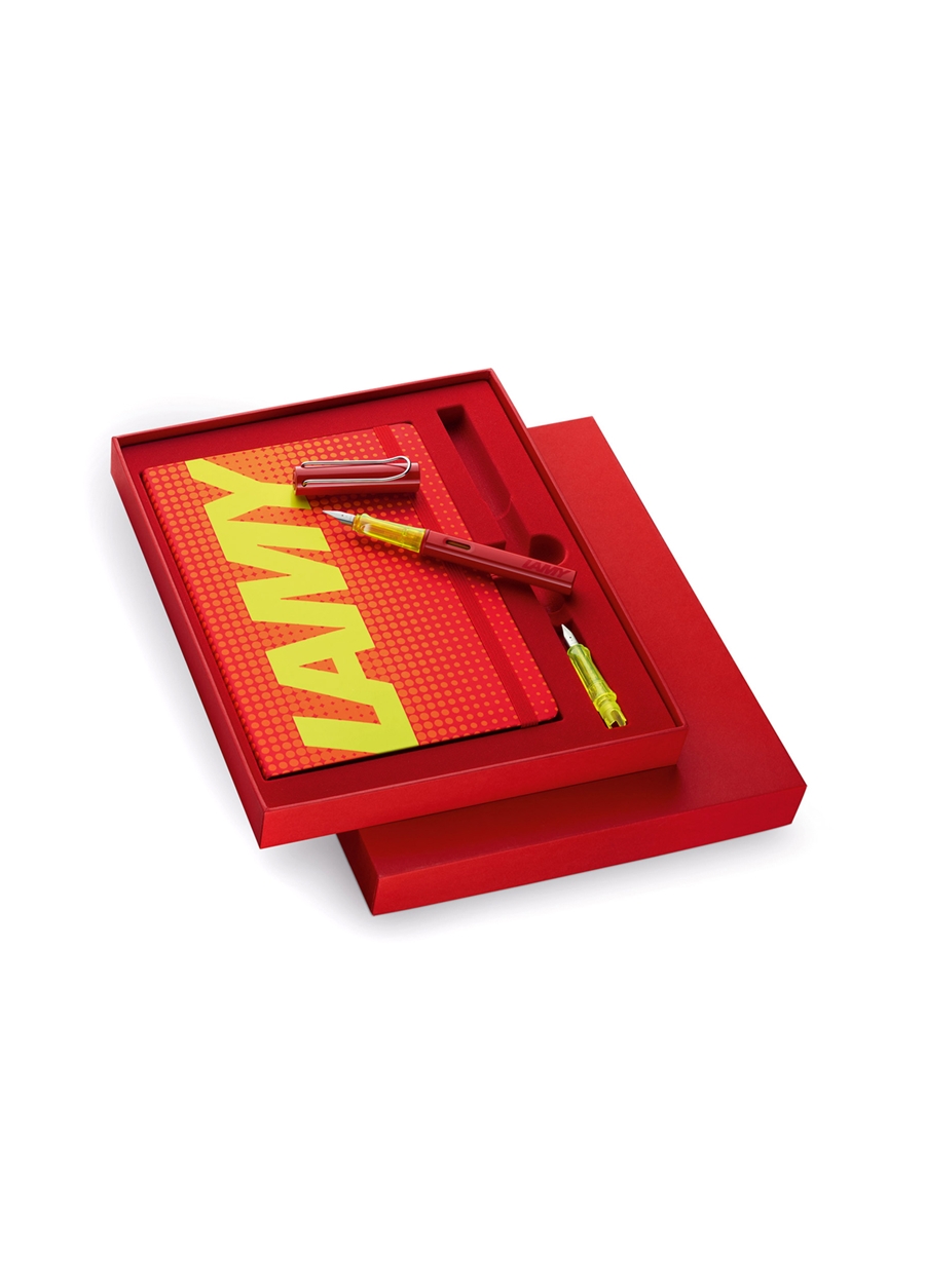 Lamy AL-Star Glossy Red Aluminium F Uç Dolma Kalem Ve Defter Special Set