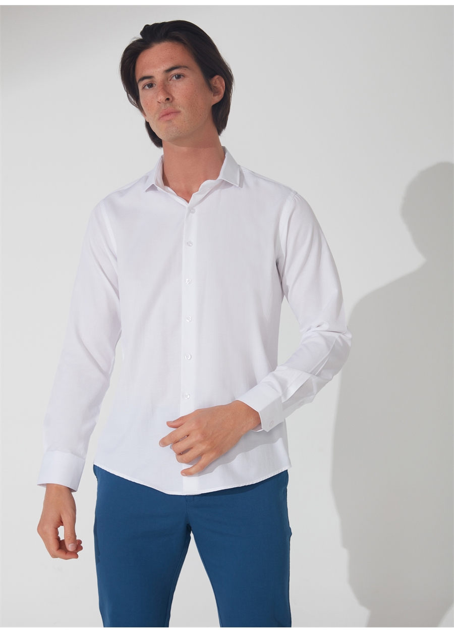 Süvari Slim Fit Klasik Yaka Armürlü Beyaz Erkek Gömlek GM2024700399