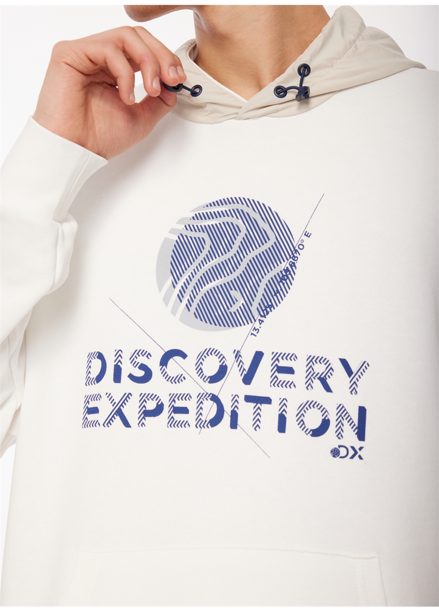 Discovery Expedition Kırık Beyaz Erkek Kapüşonlu Baskılı Sweatshirt D3WM-SWT44_2