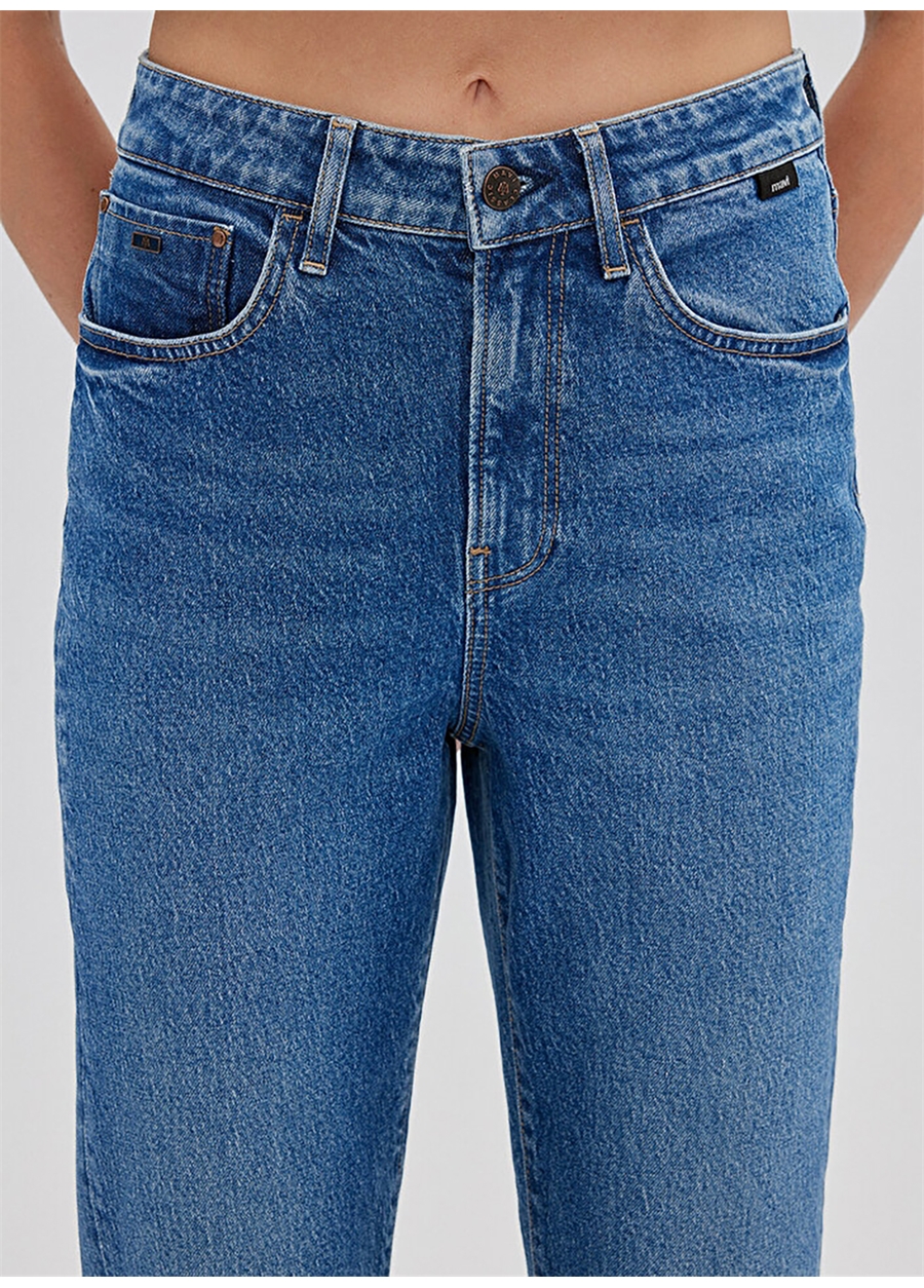 Mavi STAR Mid Brushed Deni Yüksek Bel Dar Paça Mom Fit Mavi Kadın Denim Pantolon M101077-85611_5