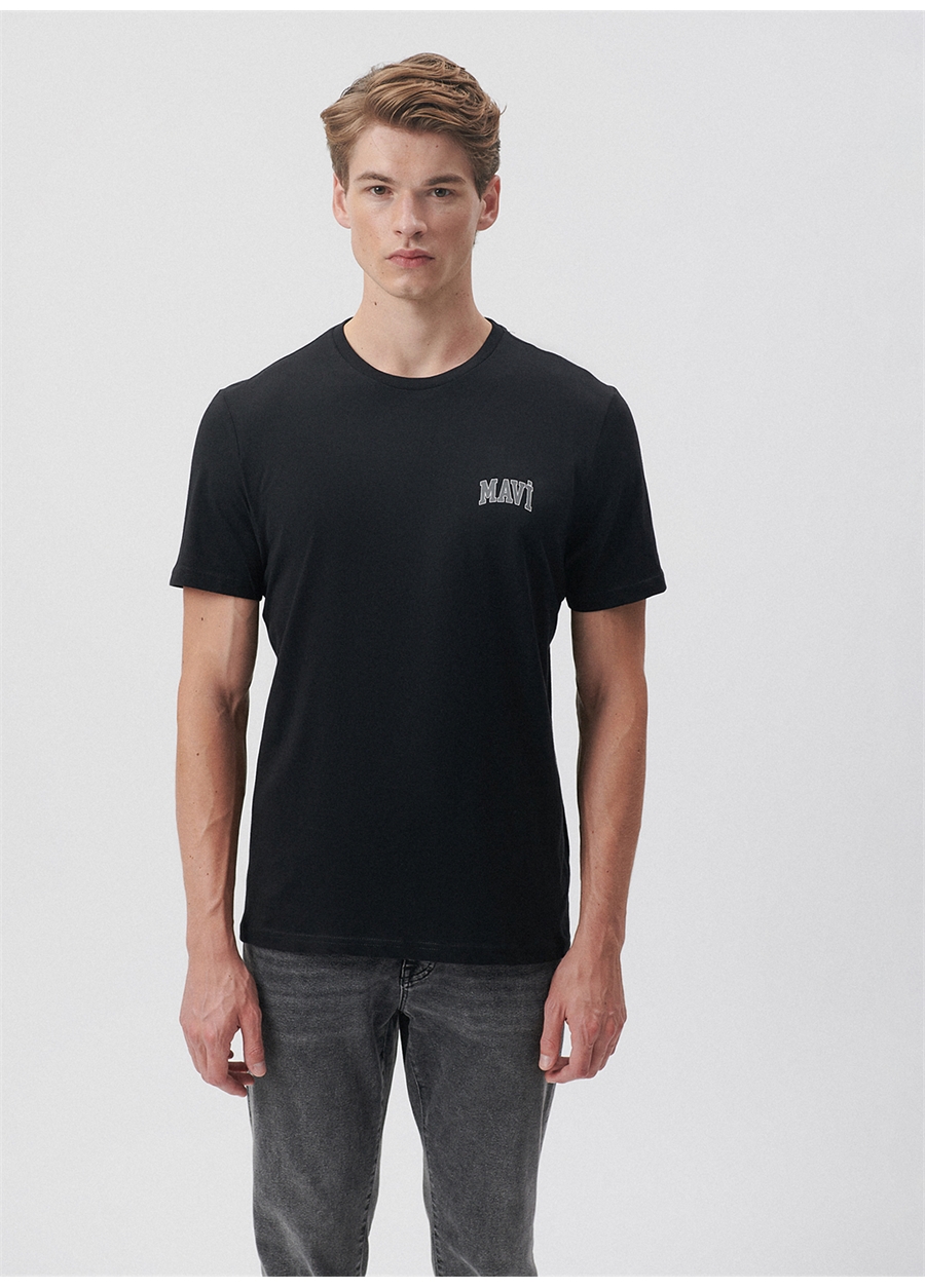 Mavi Bisiklet Yaka Düz Siyah Erkek T-Shirt M0611714-900_MAVİ LOGO TİŞÖRT_1