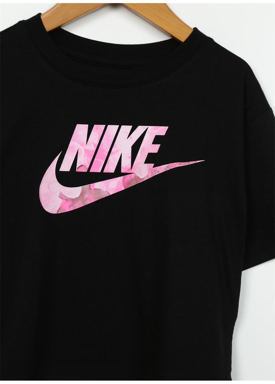 Nike Baskılı Siyah Kız Çocuk T-Shirt 36L067-023 NKG SCI-DYE BOXY TEE_1