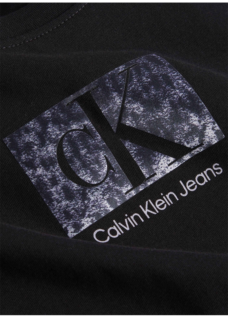 Calvin Klein Jeans Bisiklet Yaka Baskılı Siyah Kadın T-Shirt J20J221631_1