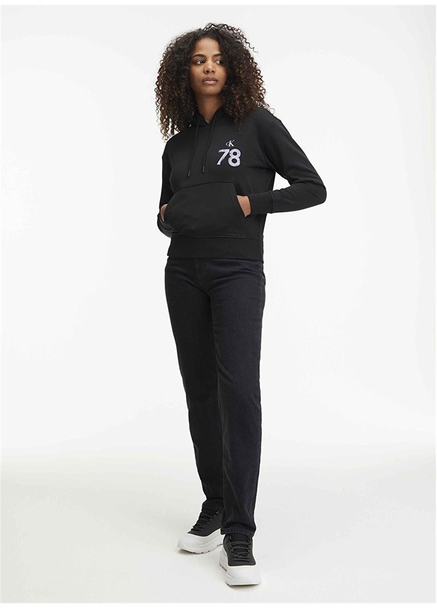 Calvin Klein Jeans Kapüşon Yaka Baskılı Siyah Kadın Sweatshırt J20J222171