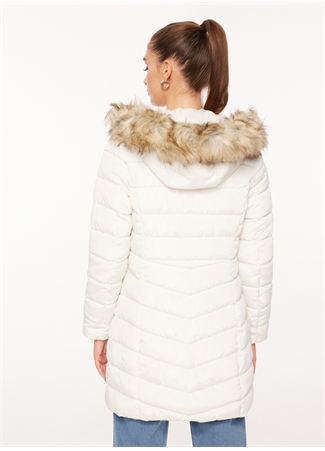 Only Kırık Beyaz Kadın Kaban ONLELLAN QUILTED HOOD FUR COAT CC O_4