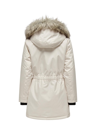 Only Kırık Beyaz Kadın Kaban ONLIRIS FUR WINTER PARKA CC 2023 OT_3