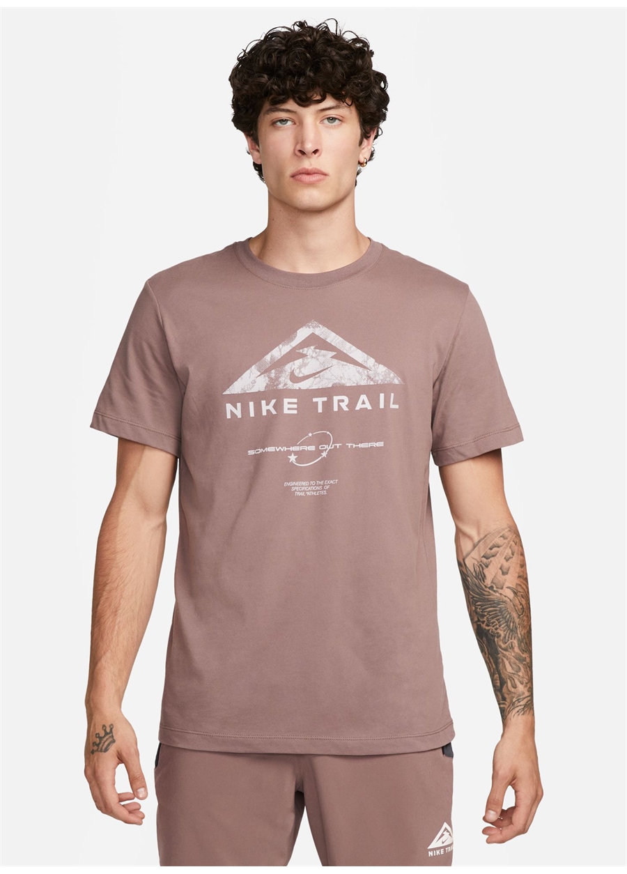 Nike Kahve Erkek Yuvarlak Yaka Regular Fit T-Shirt DZ2727-291 M NK DF TEE RUN TRAIL