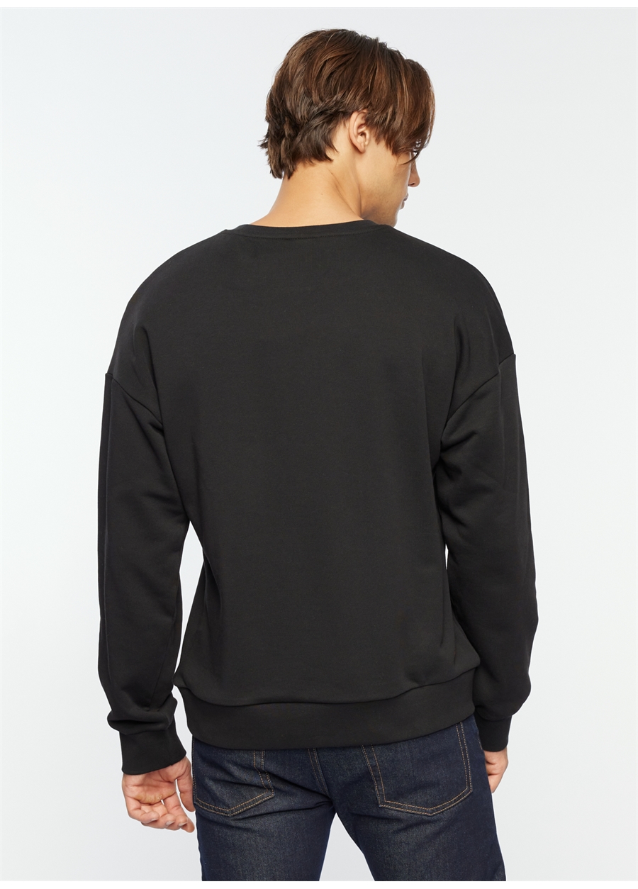 Skechers Siyah Erkek Bisiklet Yaka Regular Fit Sweatshirt 01M Essential Crew Neck_3