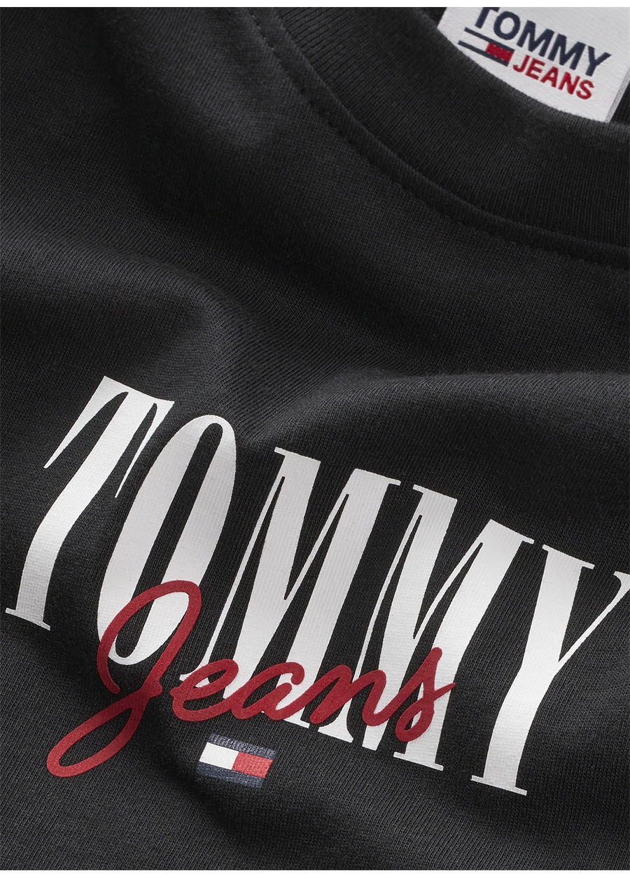 Tommy Jeans Bisiklet Yaka Baskılı Siyah Kadın T-Shirt DW0DW16441BDS_1