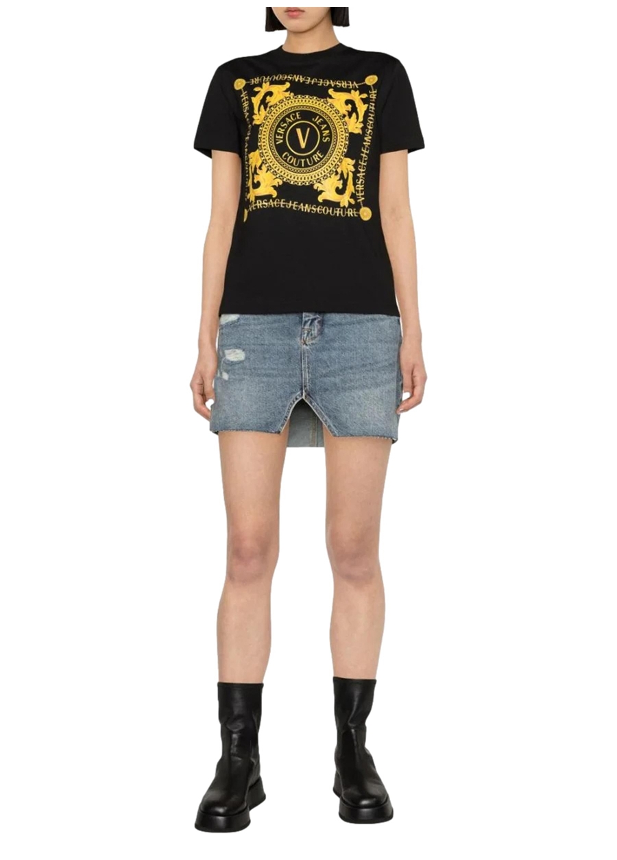 Versace Jeans Couture Bisiklet Yaka Baskılı Siyah Kadın T-Shirt 75HAHF07