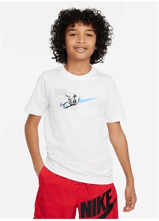 Boys white store nike t shirt