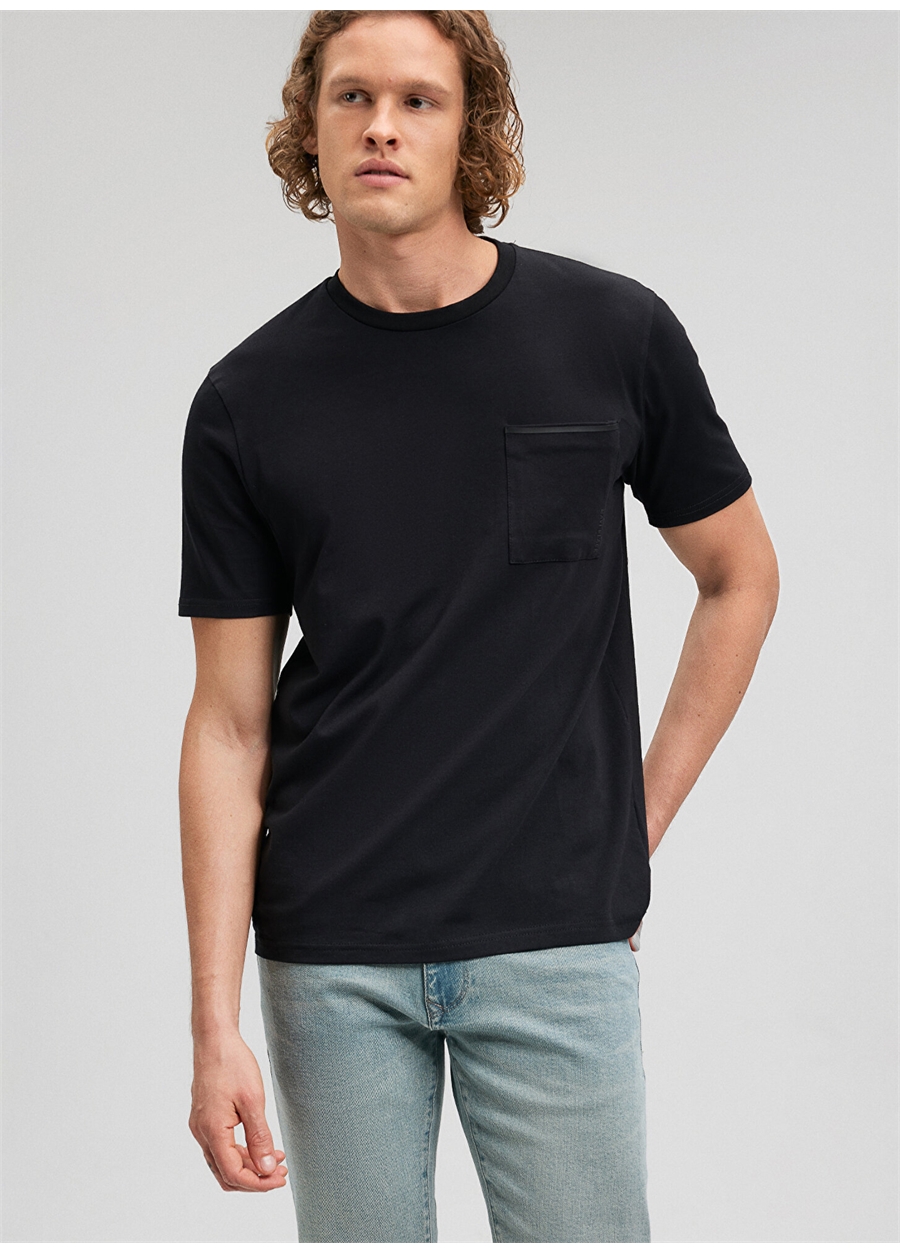 Mavi Düz Yaka Düz Siyah Erkek T-Shirt M0611834-900_CEPLİ TİŞÖRT
