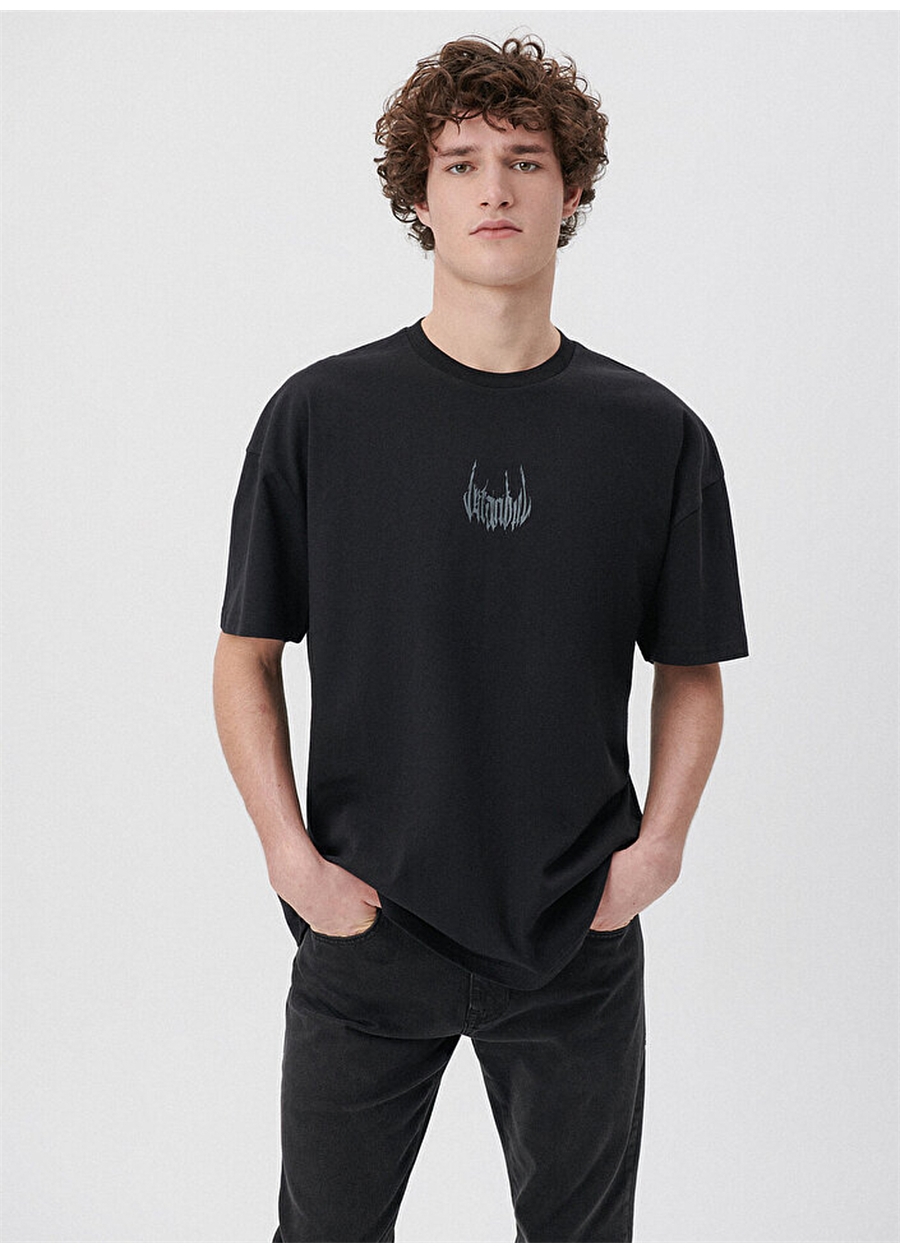 Mavi Düz Yaka Baskılı Siyah Erkek T-Shirt M0611865-900_İSTANBUL BASKI TİŞÖRT
