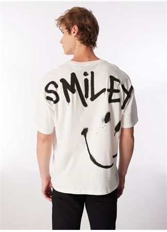 Mavi Düz Yaka Düz Kırık Beyaz Erkek T-Shirt M0611987-70057_SMILEY TİŞÖRT_4