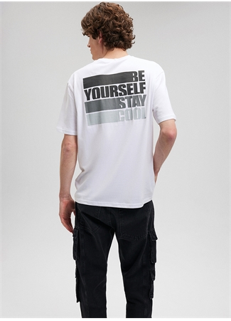 Mavi Düz Yaka Düz Beyaz Erkek T-Shirt M0612111-620_BE YOURSELF TİŞÖRT