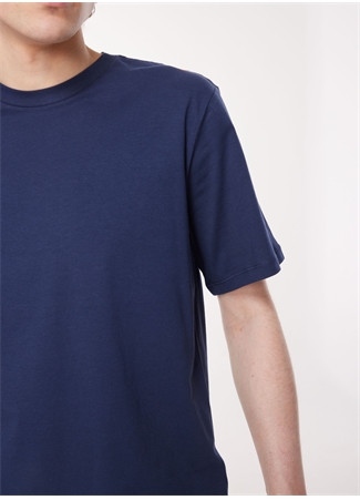 Levis Bisiklet Yaka Düz Mavi Erkek T-Shirt A9437-0001_CLASSIC RELAXED TEE NAVA_3