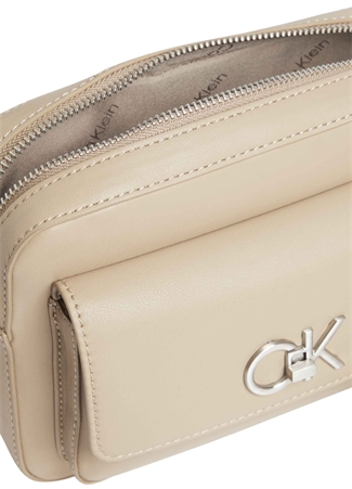 Calvin Klein Açık Gri Kadın 20,5X16x5 Cm Çapraz Çanta K60K611083PFA_2