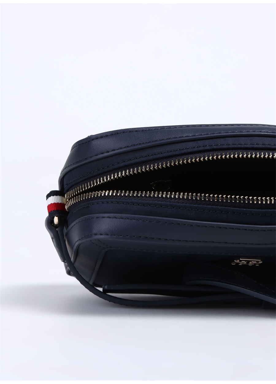 Tommy Hilfiger Mavi Kadın 21X13,5X6 Cm Omuz Çantası AW0AW15716DW6_3