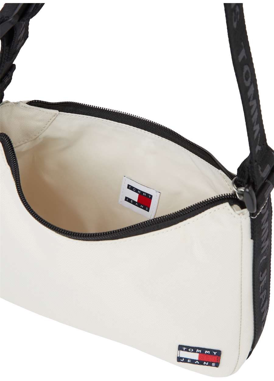 Tommy Hilfiger Bej Kadın 25X16x5 Cm Omuz Çantası AW0AW15815ACG_2