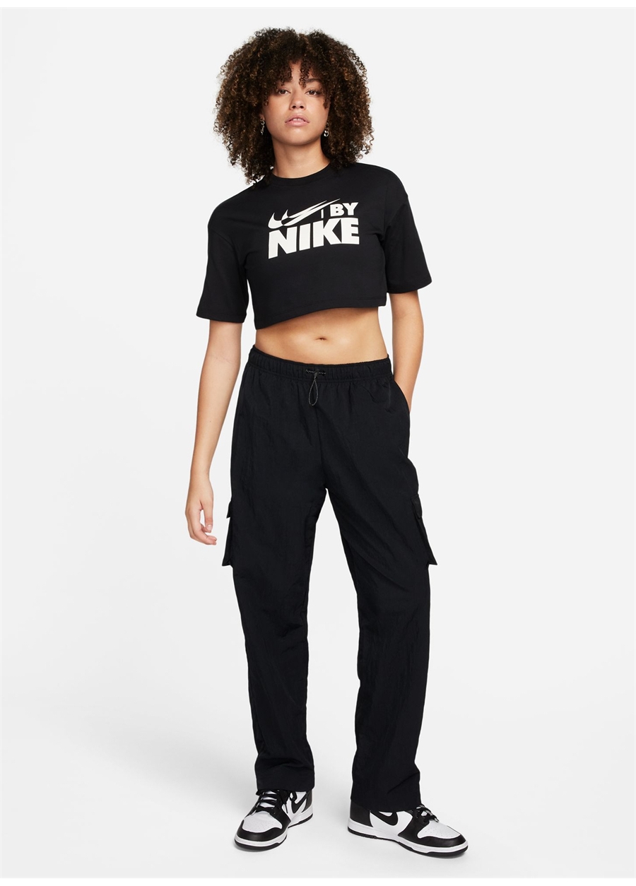 Nike Siyah Kadın Bisiklet Yaka T-Shirt FZ4635-010-W NSW CROP TEE GLS_1