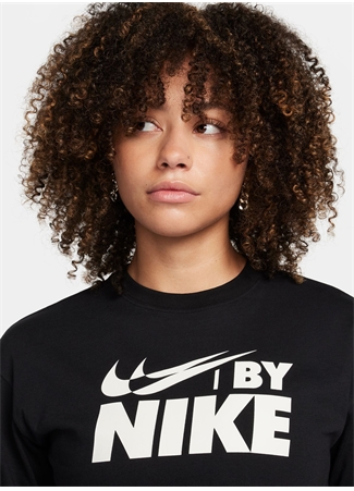 Nike Siyah Kadın Bisiklet Yaka T-Shirt FZ4635-010-W NSW CROP TEE GLS_2