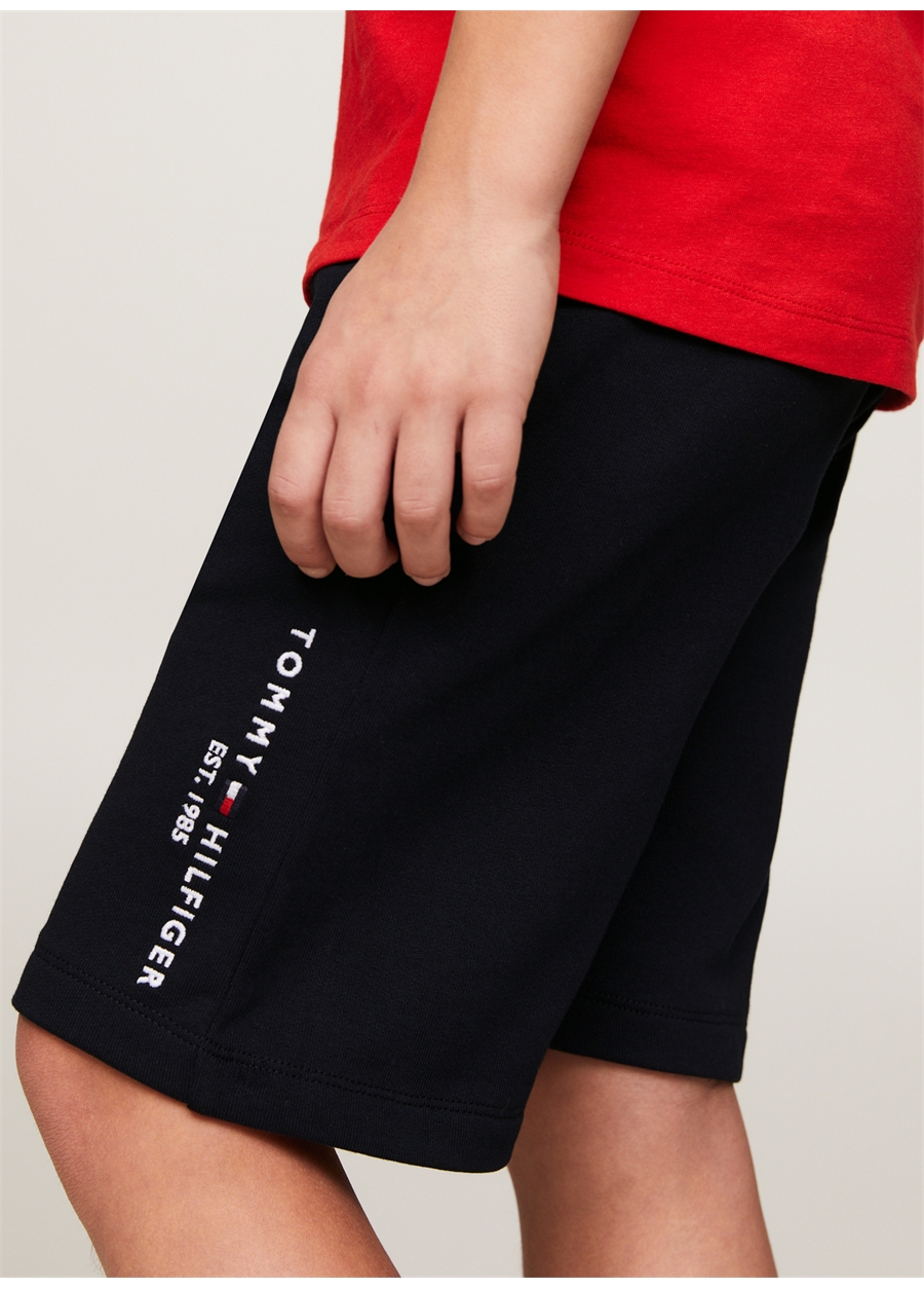 Tommy Hilfiger Lastikli Bel Normal Lacivert Erkek Çocuk Şort ESSENTIAL SWEATSHORTS_2