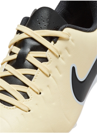 Nike Futbol Ayakkabısı_2