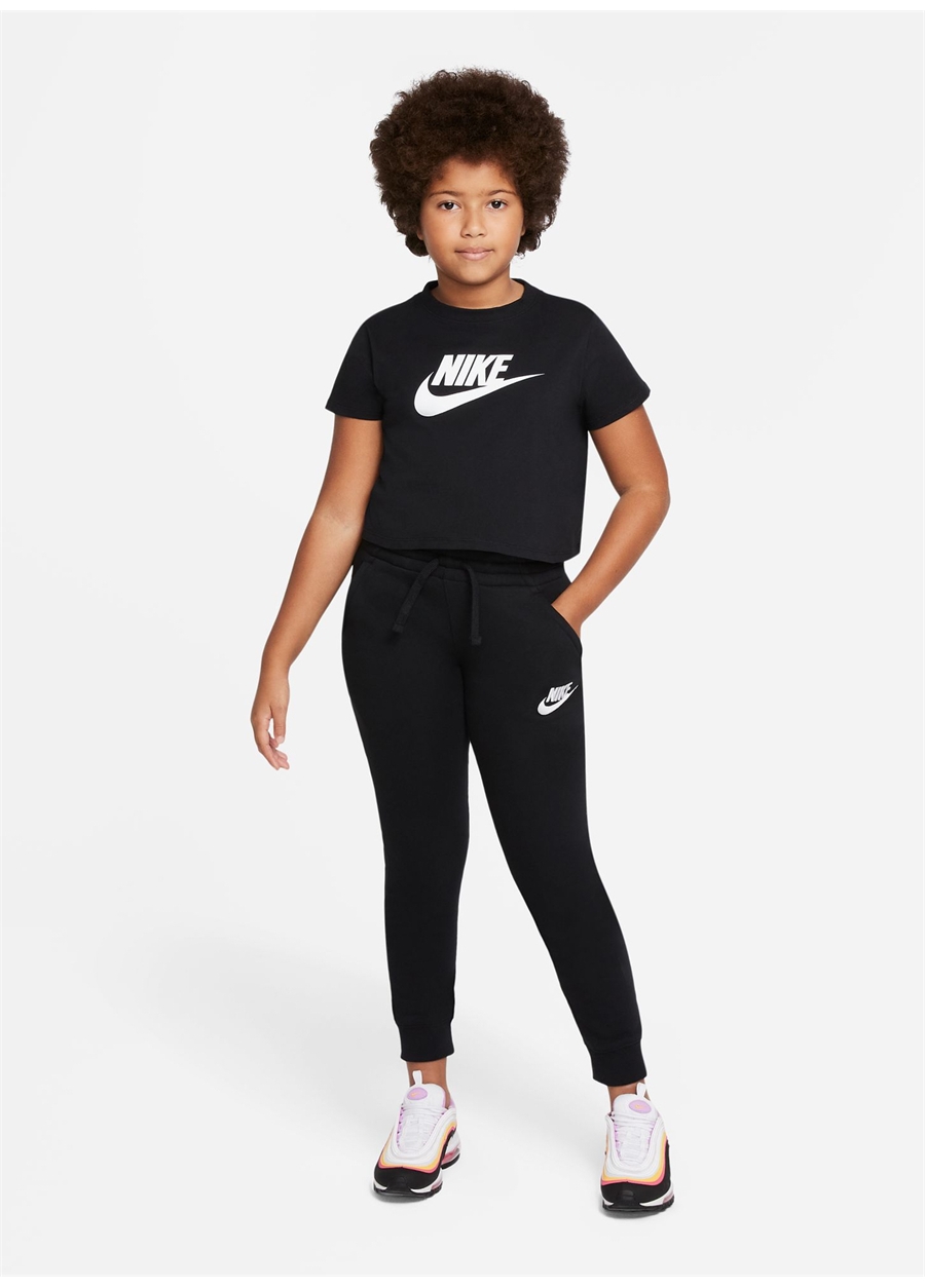 Nike Baskılı Siyah Kız Çocuk T-Shirt DA6925-012-G NSW TEE CROP FUTURA