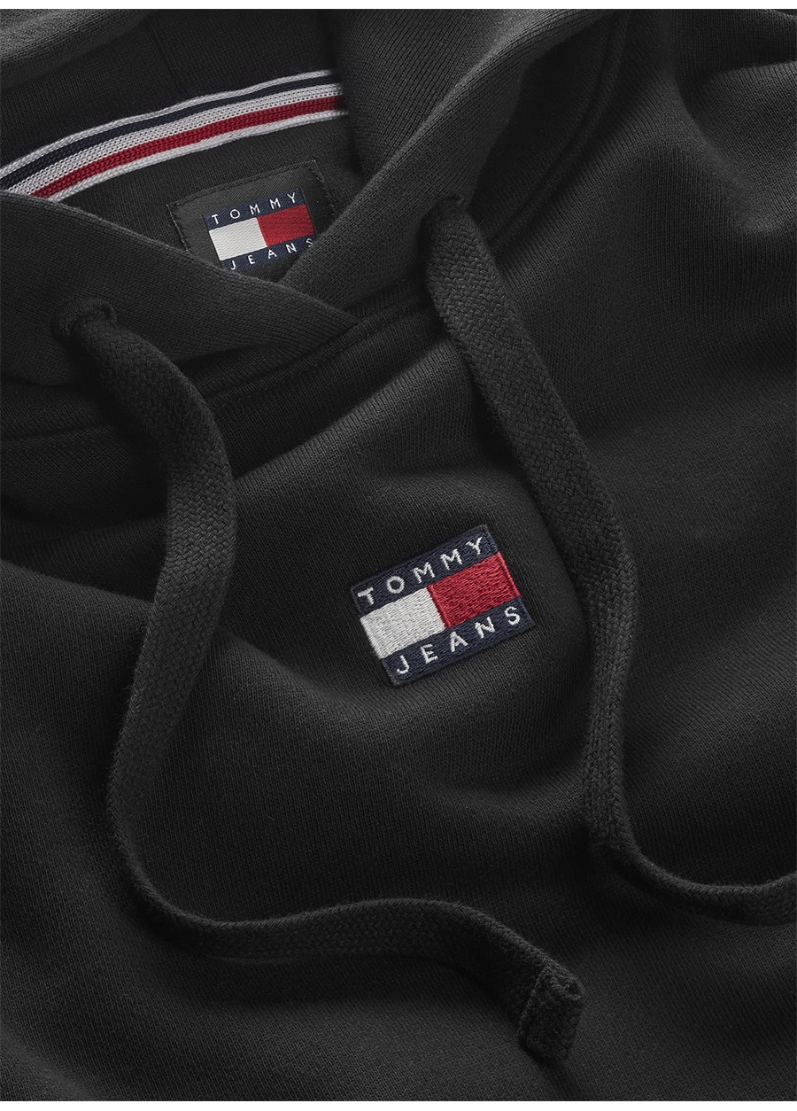 Tommy Jeans Kapüşon Yaka Düz Siyah Kadın Sweatshırt TJW BXY BADGE HOODIE_1