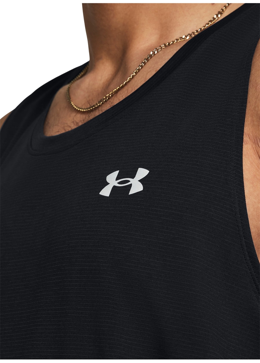 Under Armour 1382585-001 UA Launch Singlet Siyah Erkek Klasik Yaka Bol Kesim Atlet_1