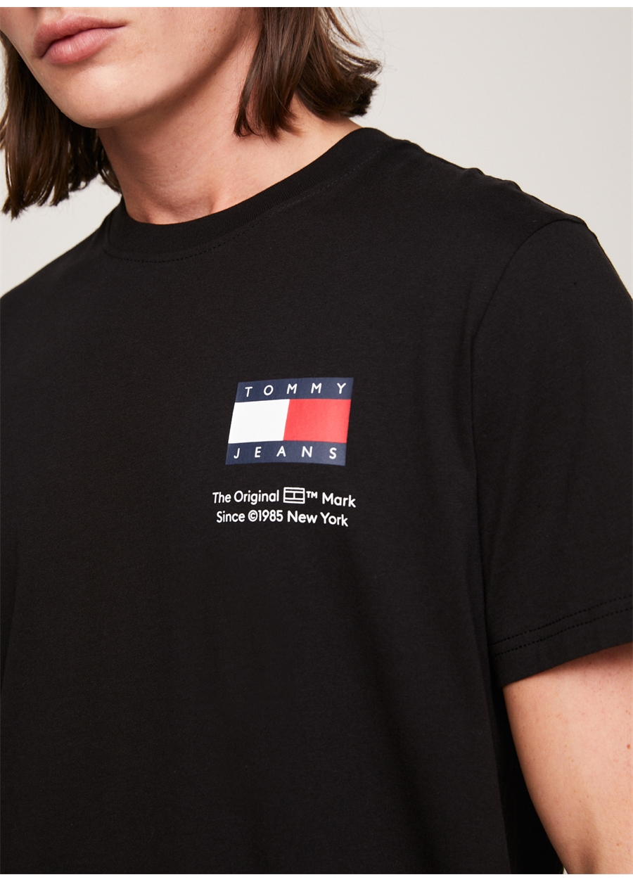 Tommy Jeans Düz Siyah Erkek T-Shirt DM0DM18263BDS